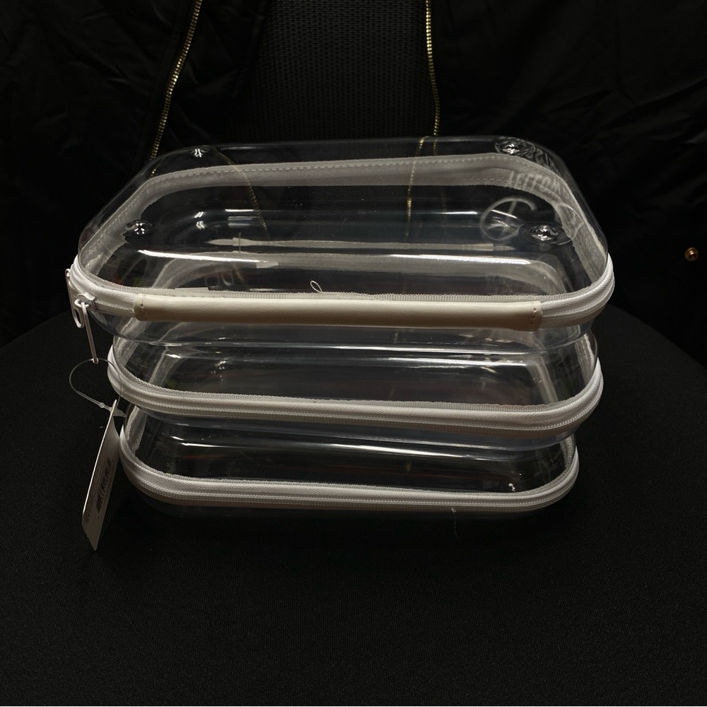 NWT Target VIRAL Up & Up Hard Zipper Case - Clear (set of 3)